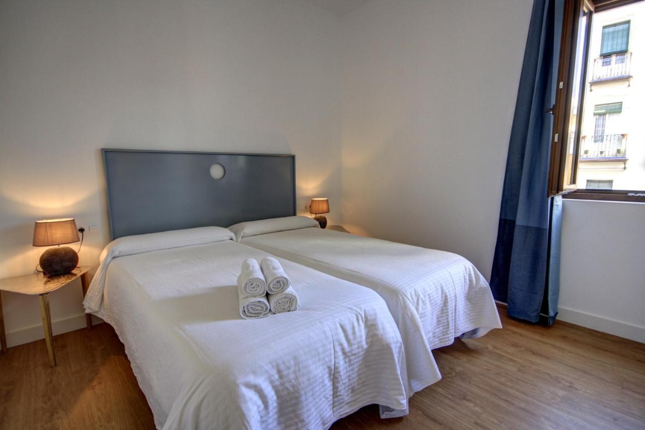 Apartamentos Setas Center 塞维利亚 外观 照片